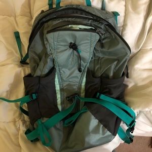 Mountain Hardwear Backpack - Kapalina 22
